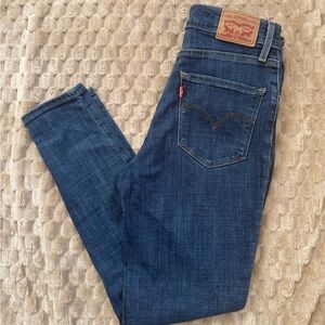 Levi's - 721 High Rise Skinny Ankle - Size 27